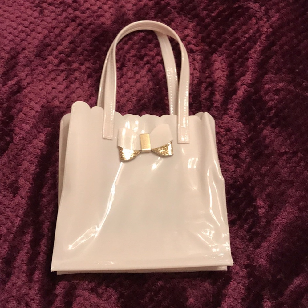 Creme Tote Bag